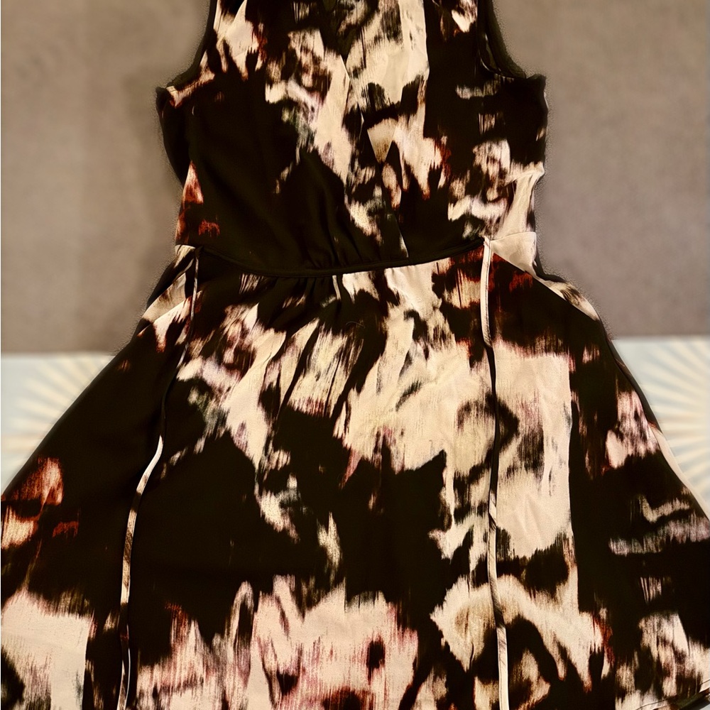 Simply Vera Vera Wang Black and Cream Abstract Midi Dress